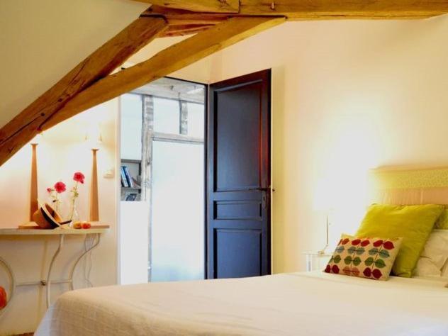 La Marronniere Hotel Cheffes-sur-Sarthe Szoba fotó